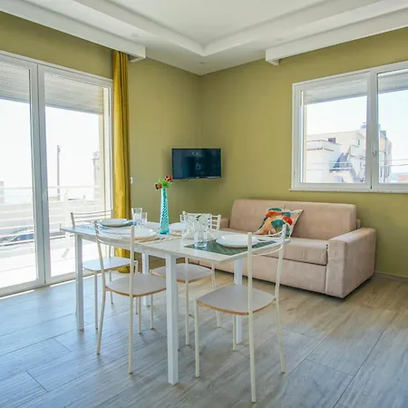 شقة Aragosta - Sea View, A Few Steps From The Villaggio San Leonardo